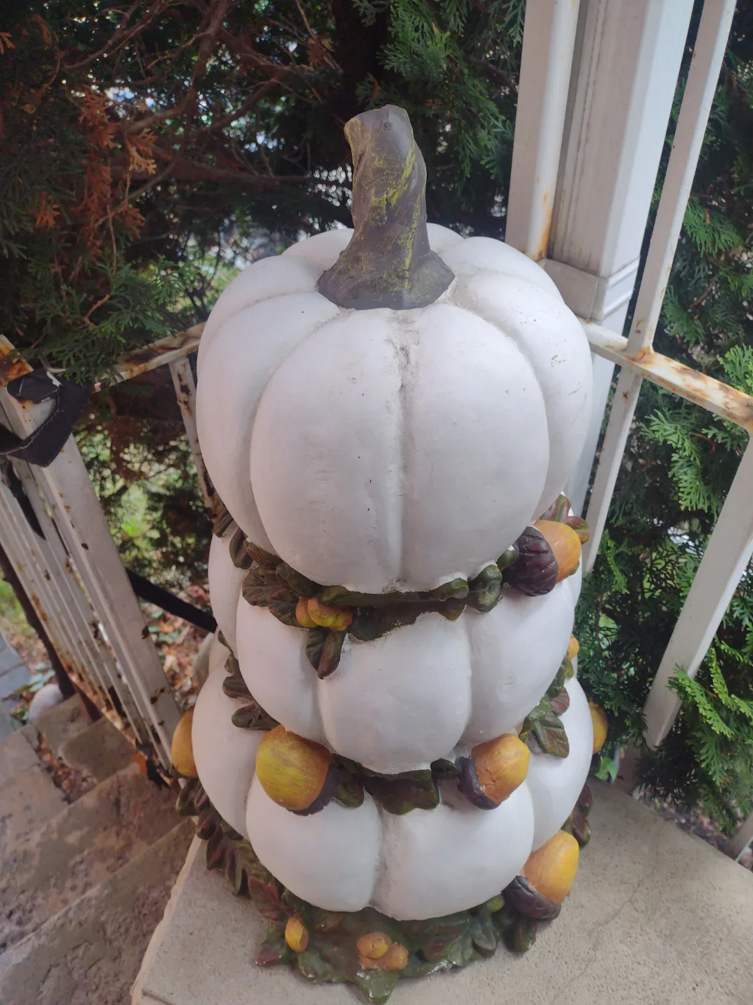 Autumn Stacked Pumpkins Decor image indicator(4)