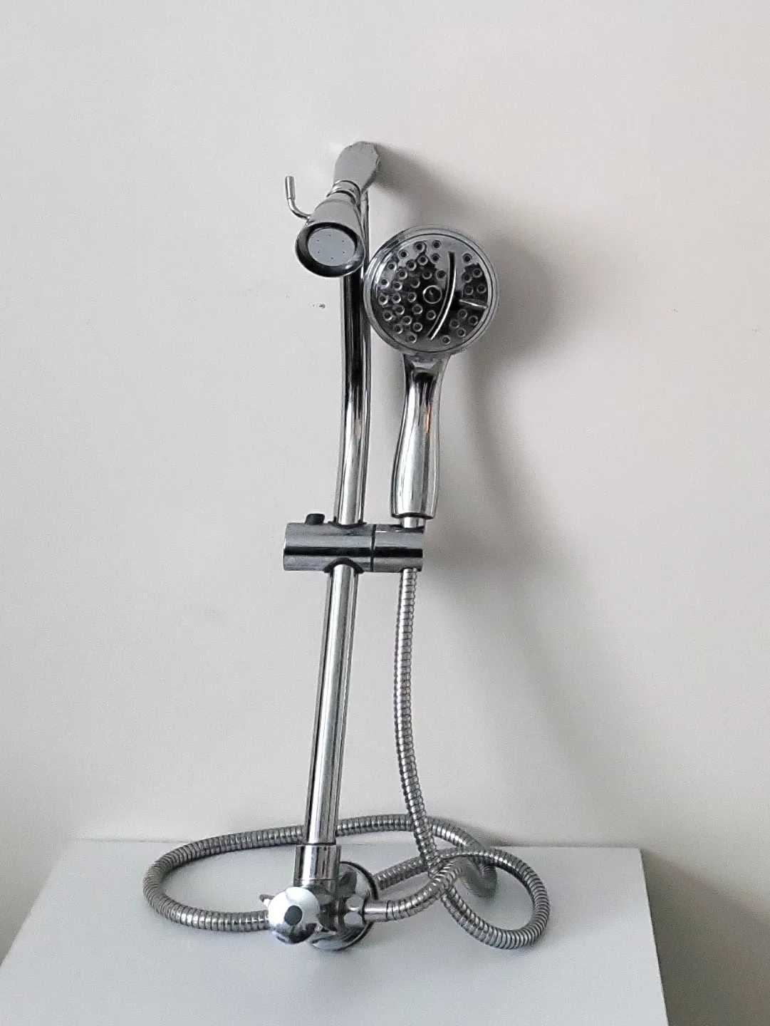 Chrome Shower Faucet Set with Handheld Shower Head image indicator(3)