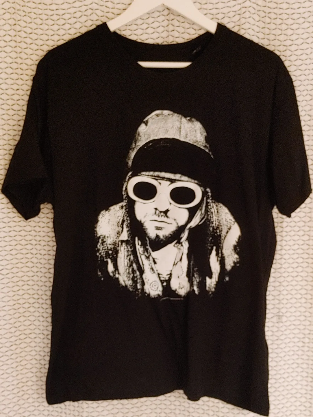 Black Kurt Cobain T-Shirt thumbnail