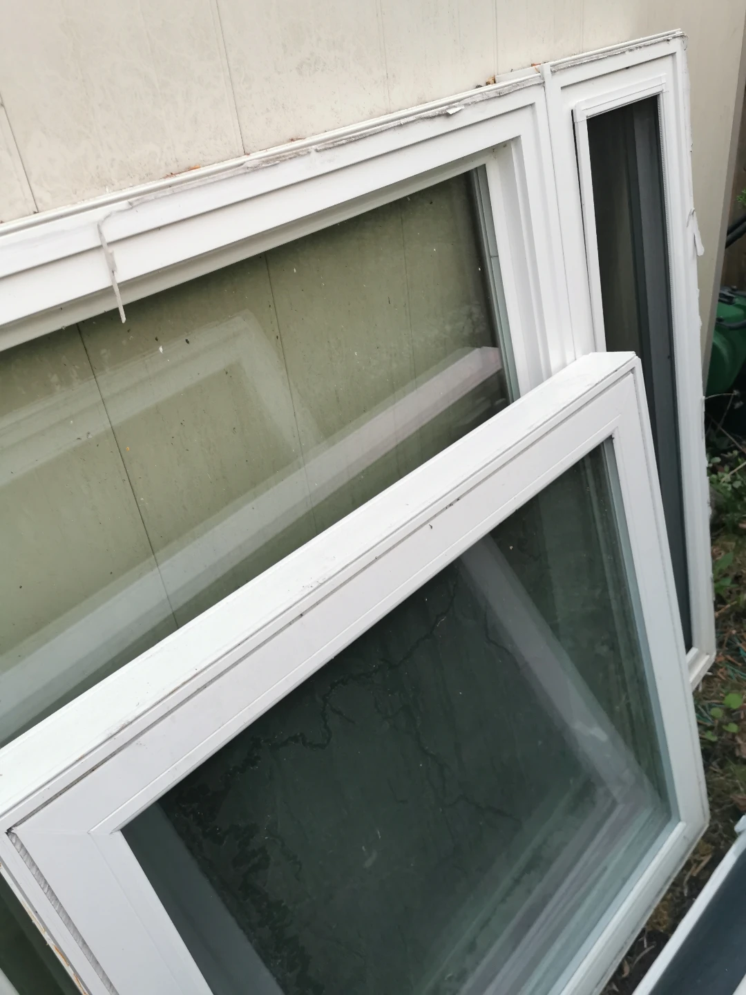 Used White Vinyl Windows - photo 3