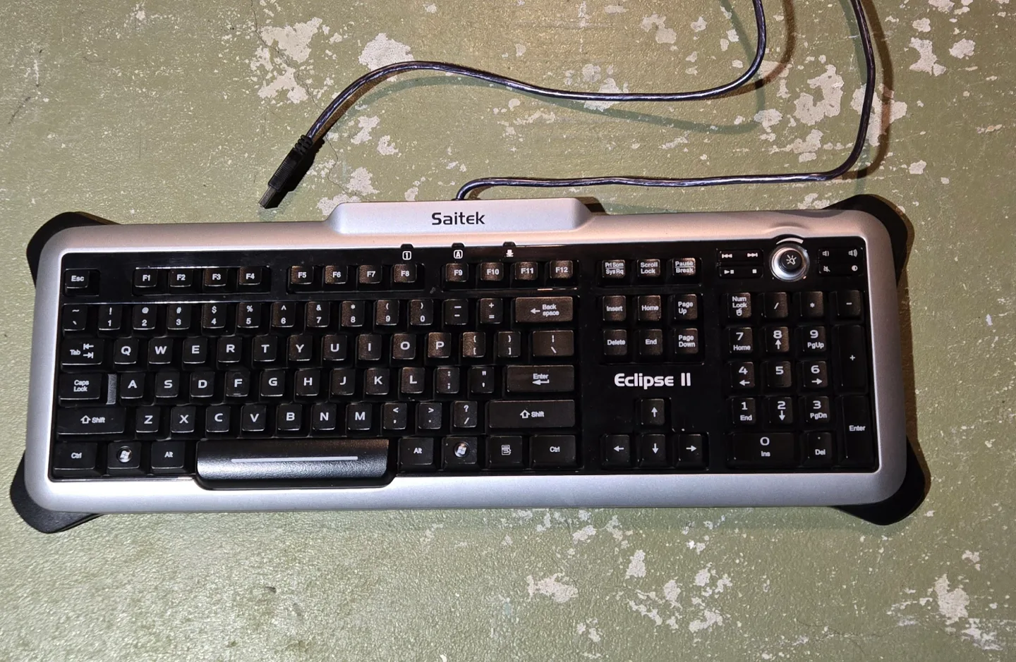 Saitek Eclipse II Keyboard - USB Wired thumbnail