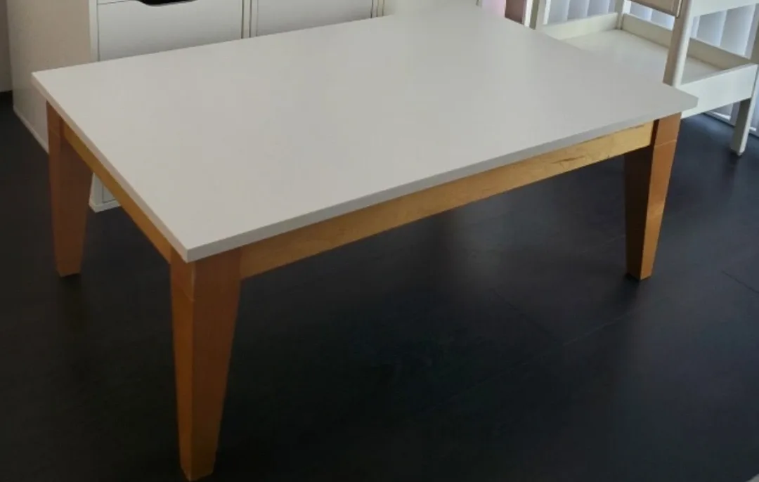 Solid Wooden Table image indicator(4)