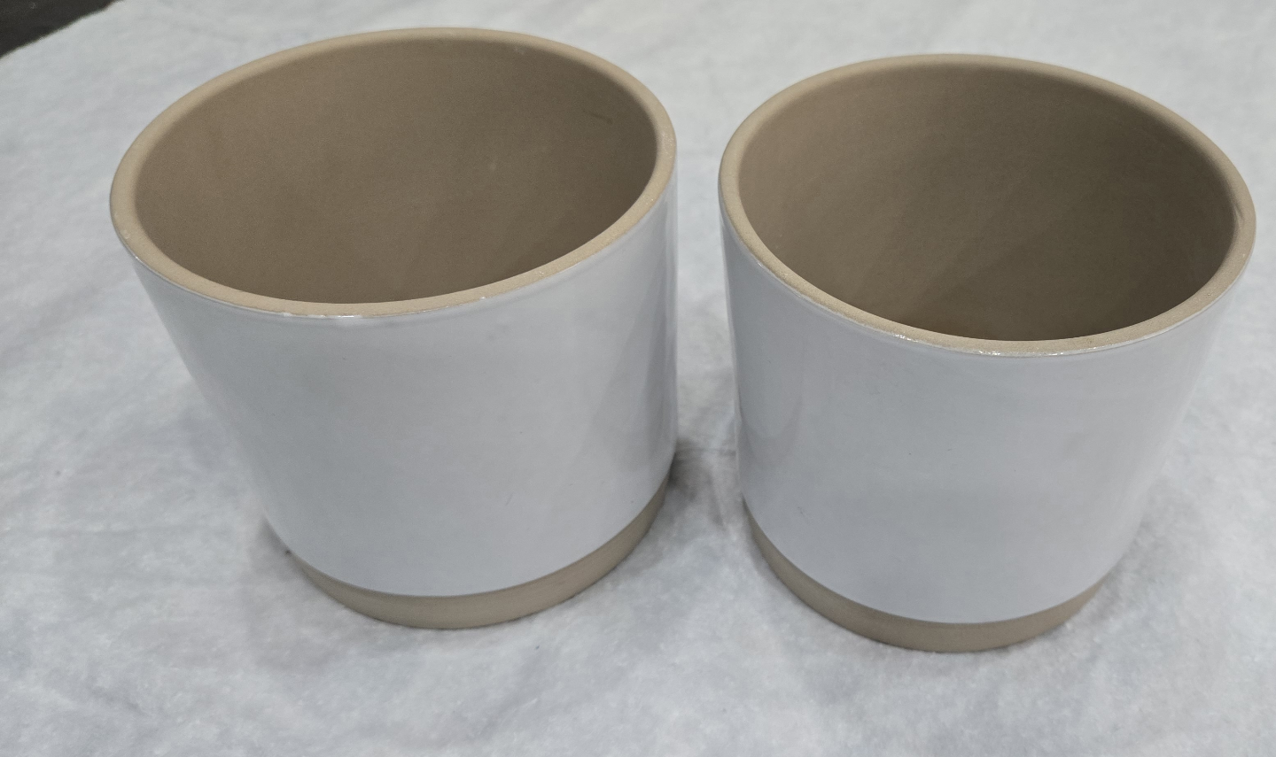 Pair of IKEA UPPVAKTA Ceramic Pots - photo 3