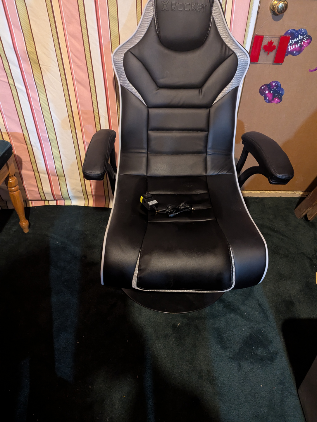 x Rocker Nemesis 2.1 Gaming Pedestal Chair