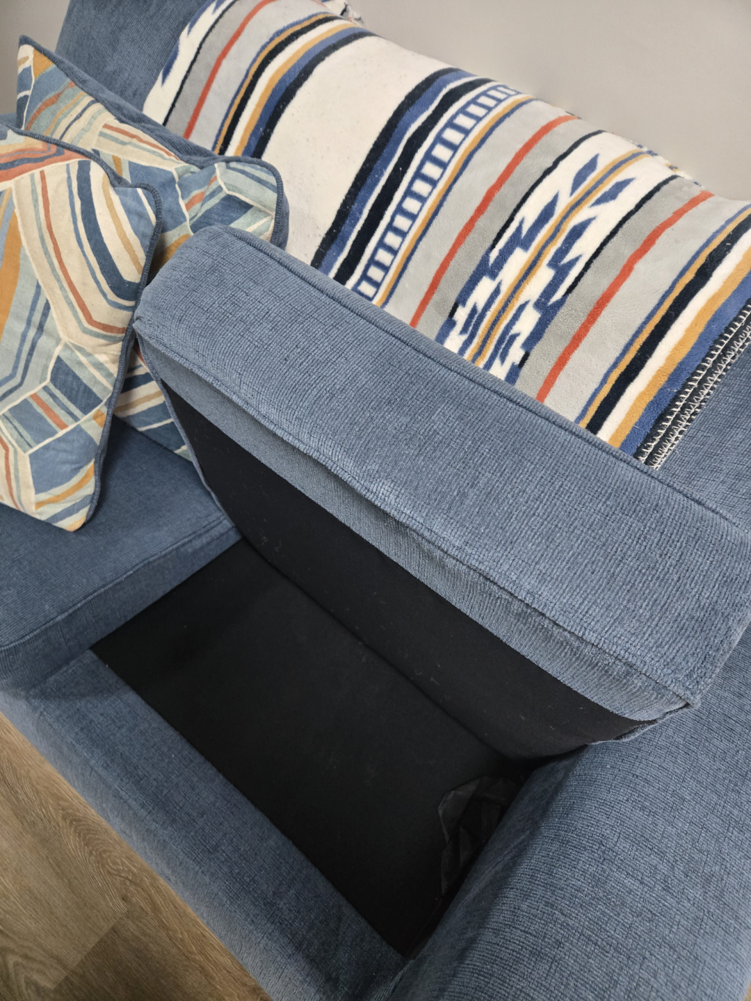 Blue Loveseat - photo 3