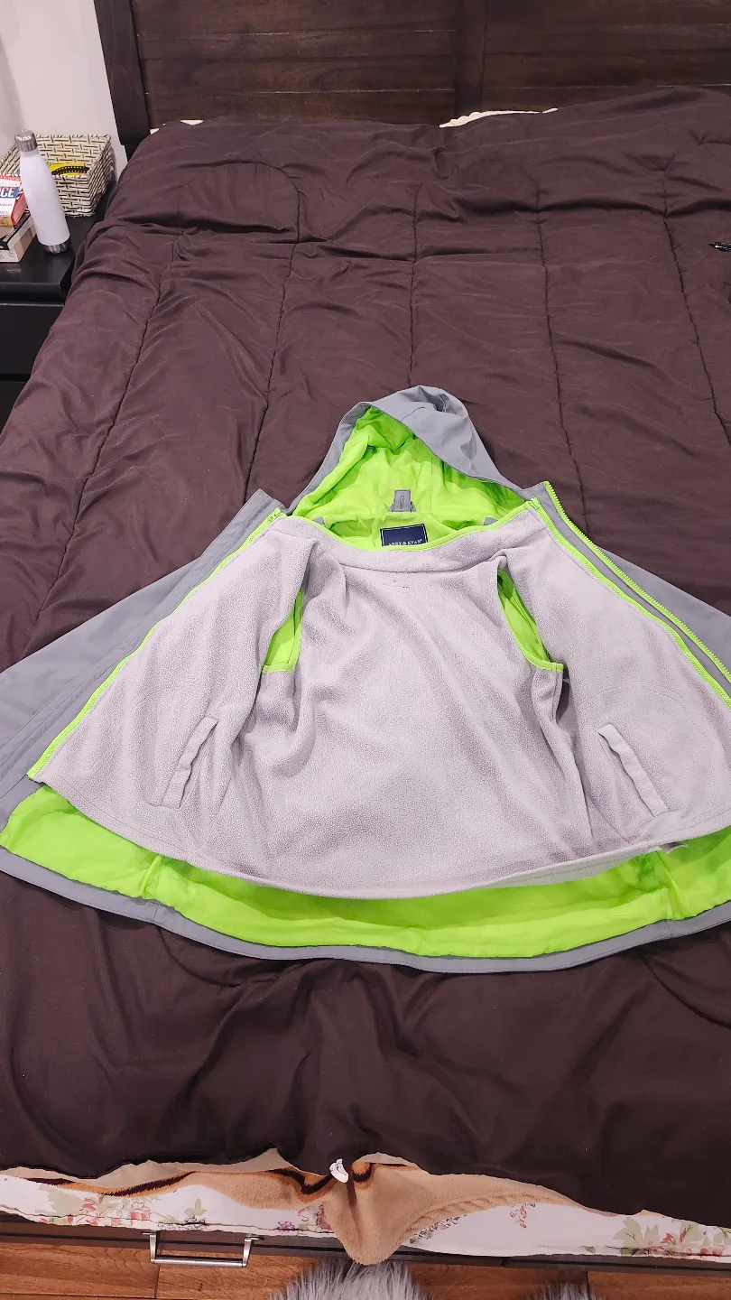 Boys' spring/fall  jacket Size 10/12  windcheater image indicator(3)