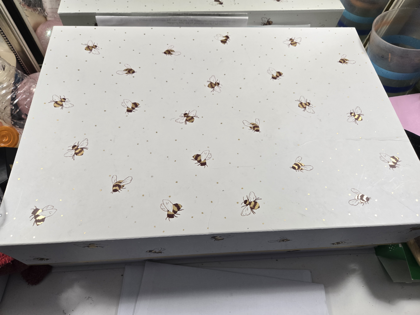 Large Decorative spring Box with Bees 🧡