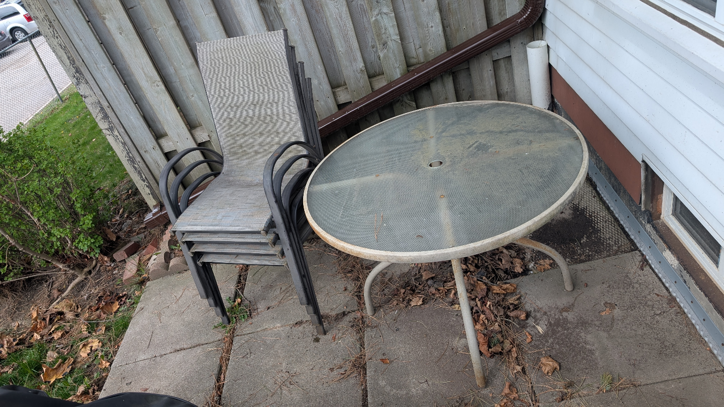 Outdoor Patio Set - Table and 4 Stackable Chairs