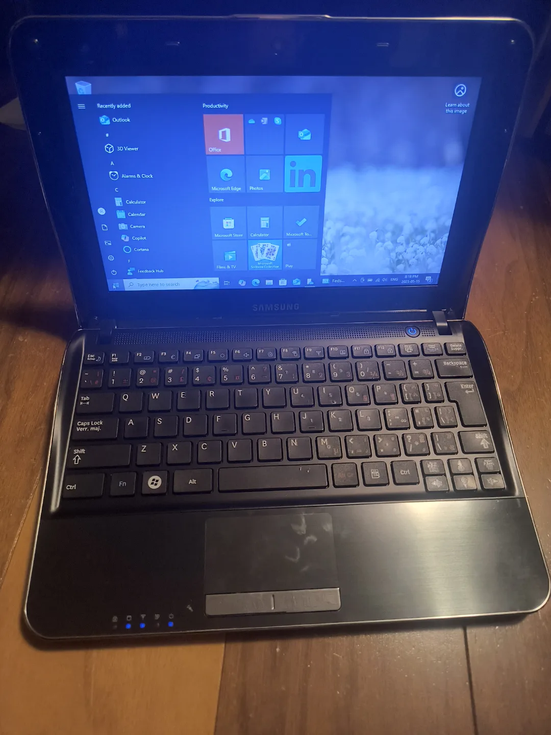 Samsung Windows 10 netbook thumbnail