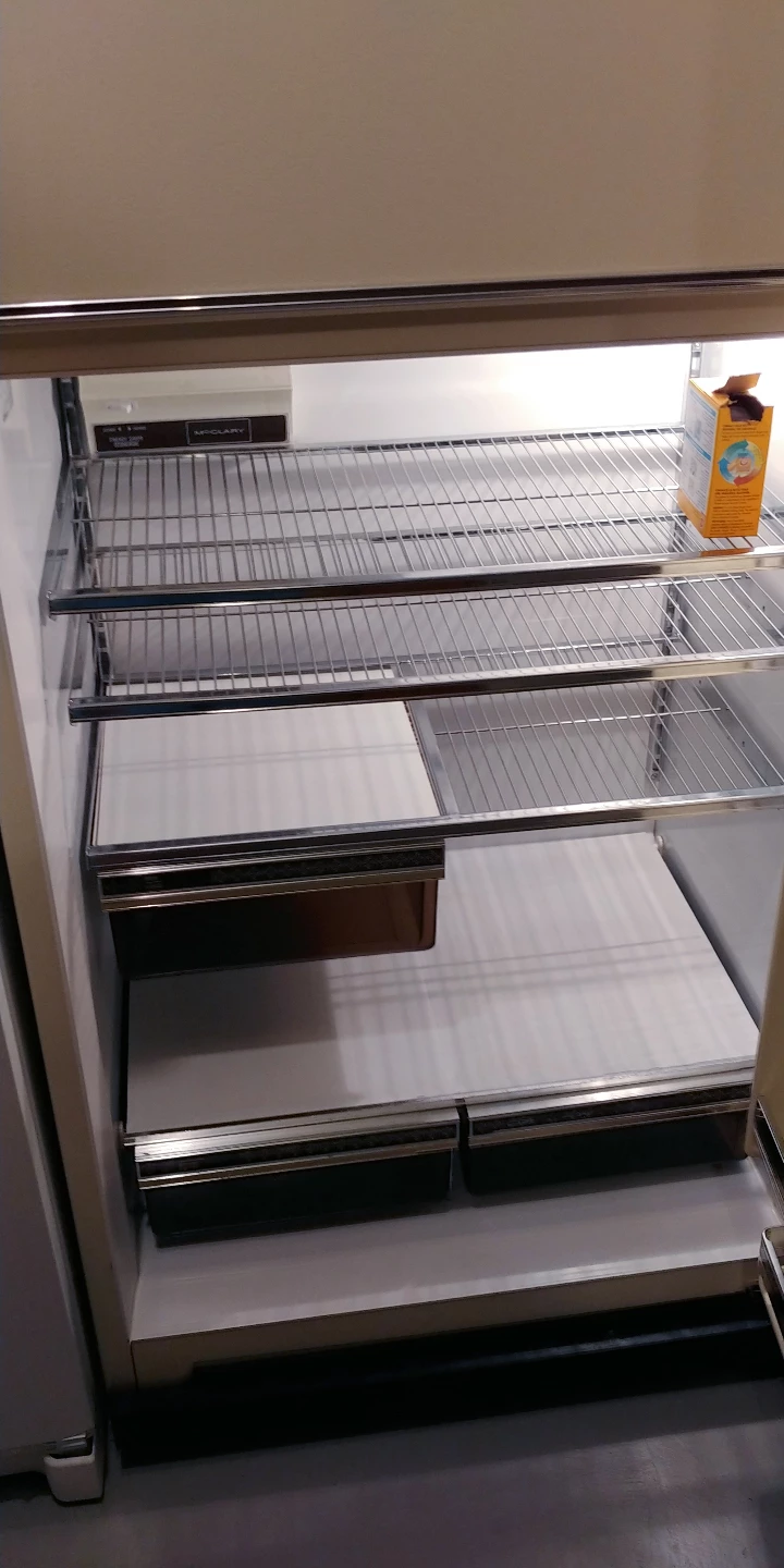 Vintage Camco Refrigerator - photo 3