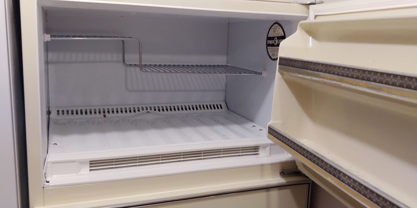 Vintage Camco Refrigerator - photo 4