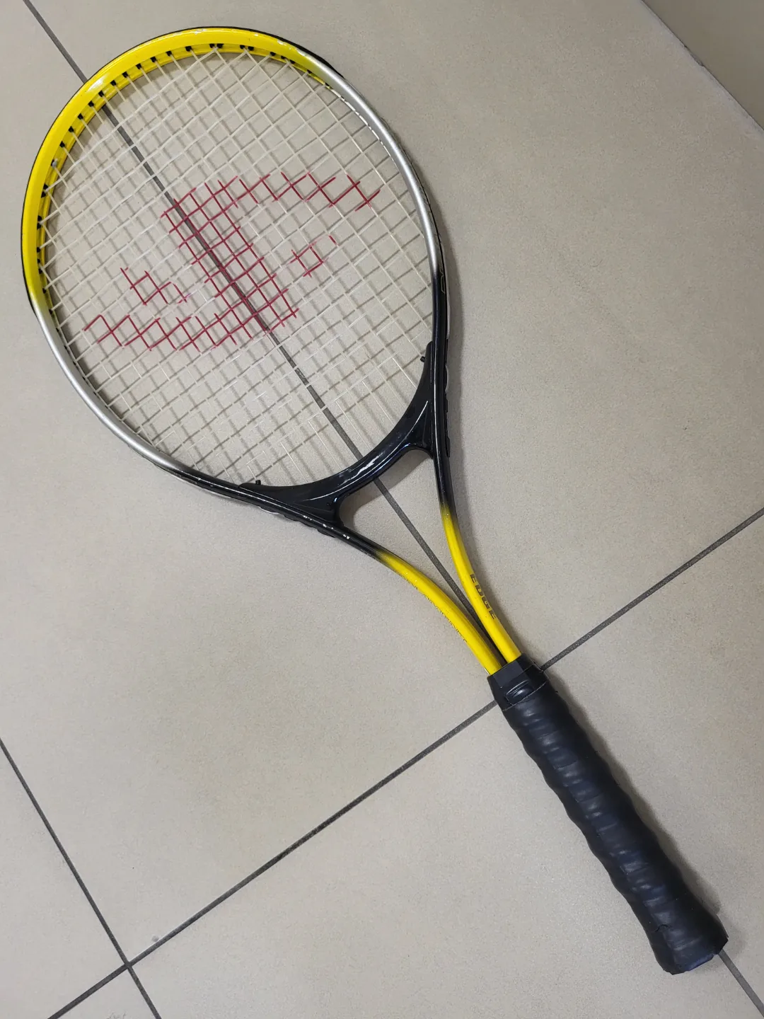 Tennis Rackets. Wilson,Head,Atomica, Adult 27"&Junior 25" image indicator(6)