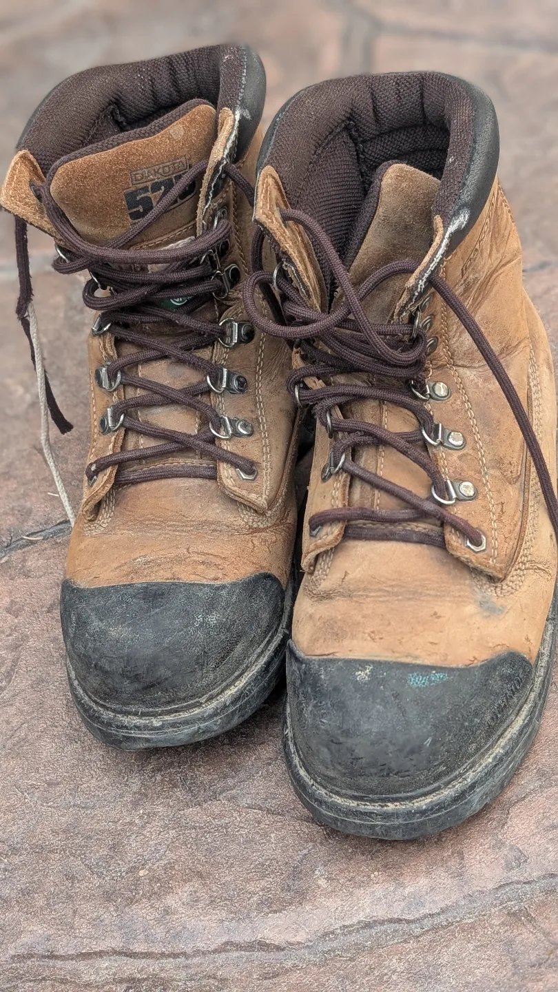 Used Brown Work steel toe Boots thumbnail