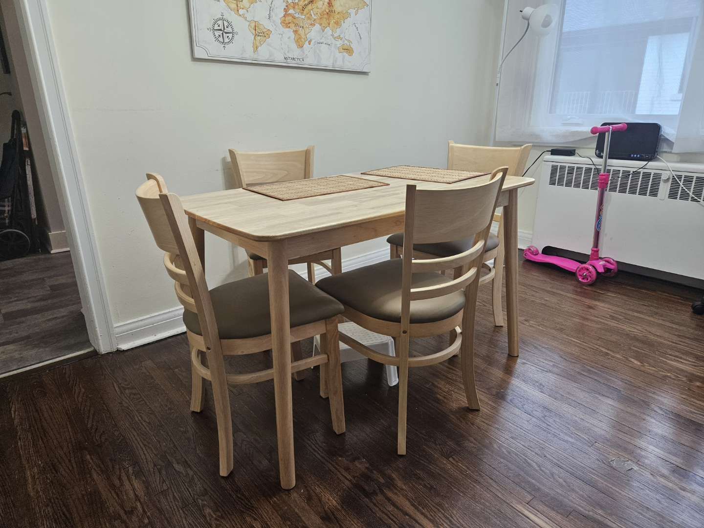 Dining Table Set - 4 Chairs - photo 2