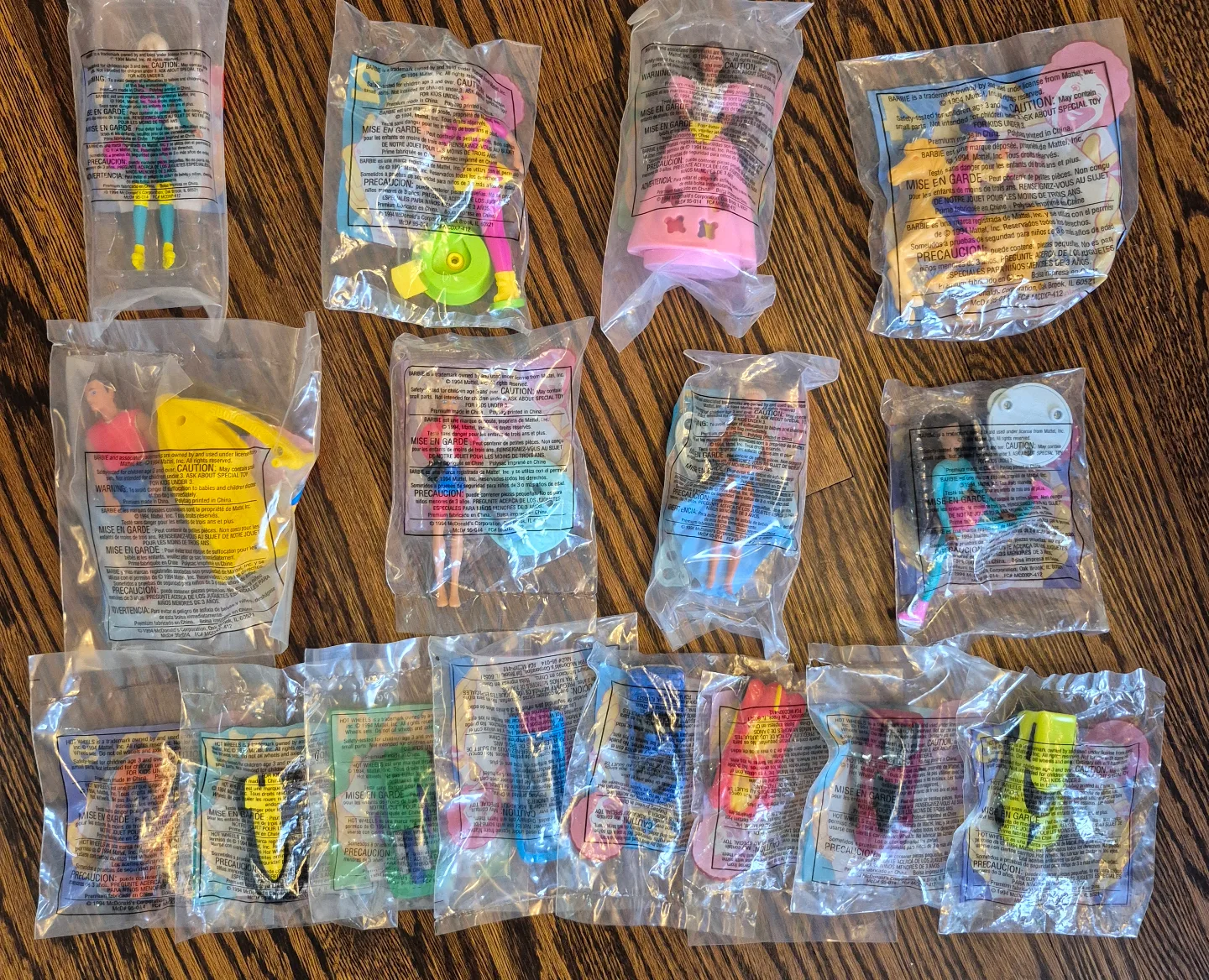 Vintage set of 1994  Barbie & Hotwheels Happy Meal toys image indicator(3)