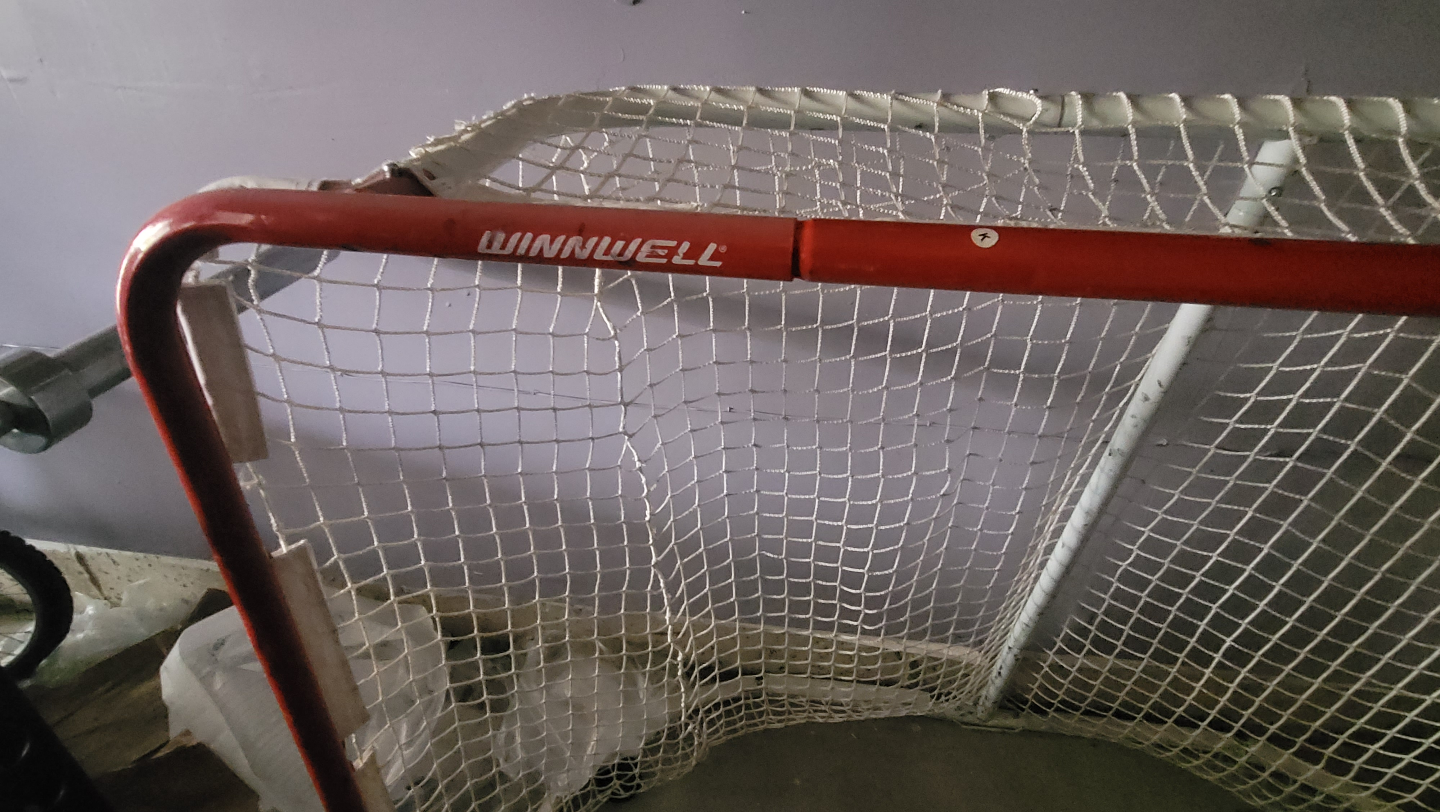 Winnwell Hockey Net - photo 2