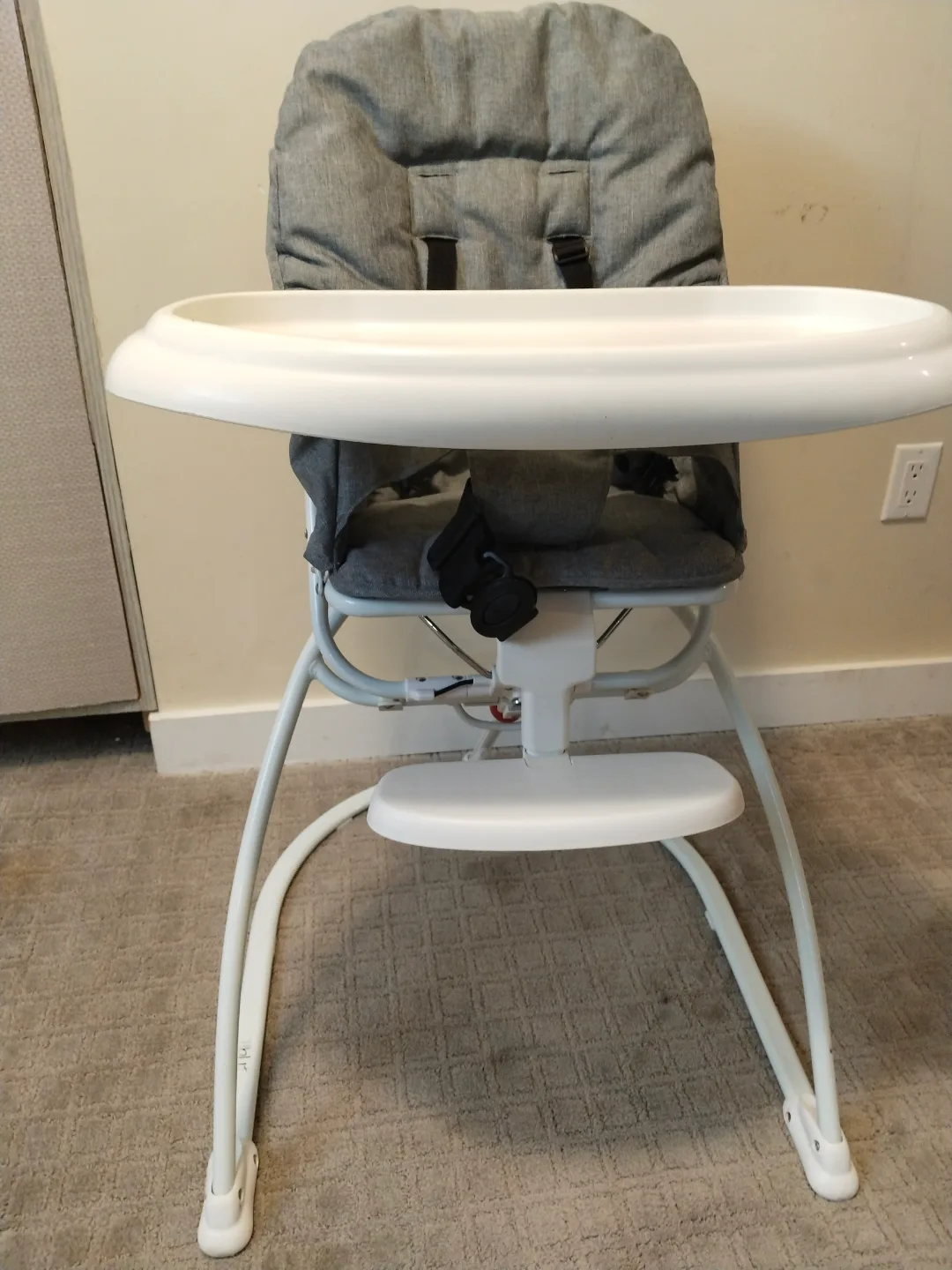 Baby High Chair with Tray image indicator(4)