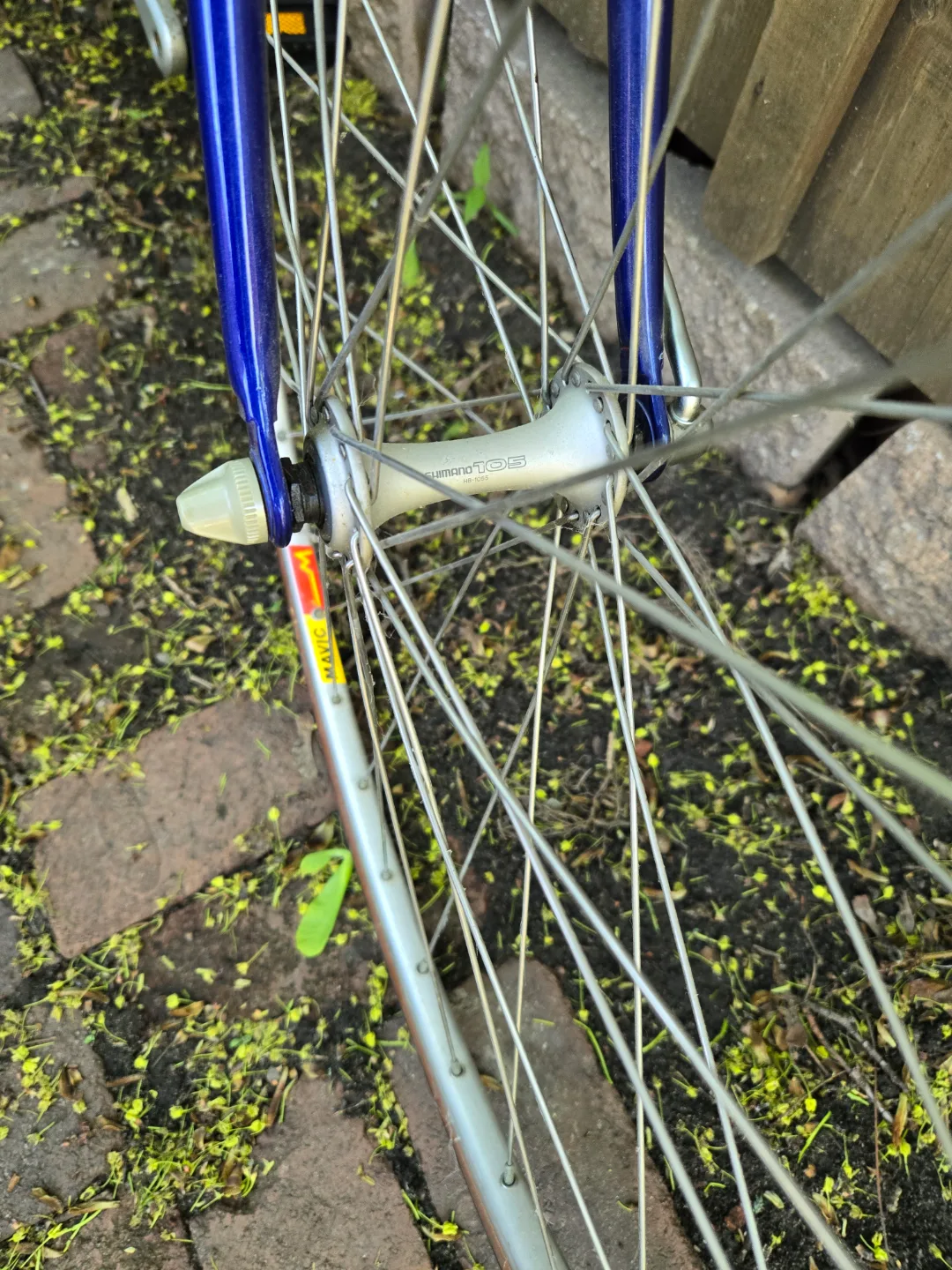 Vintage Miele Road Bike - Shimano 105 Components image indicator(6)