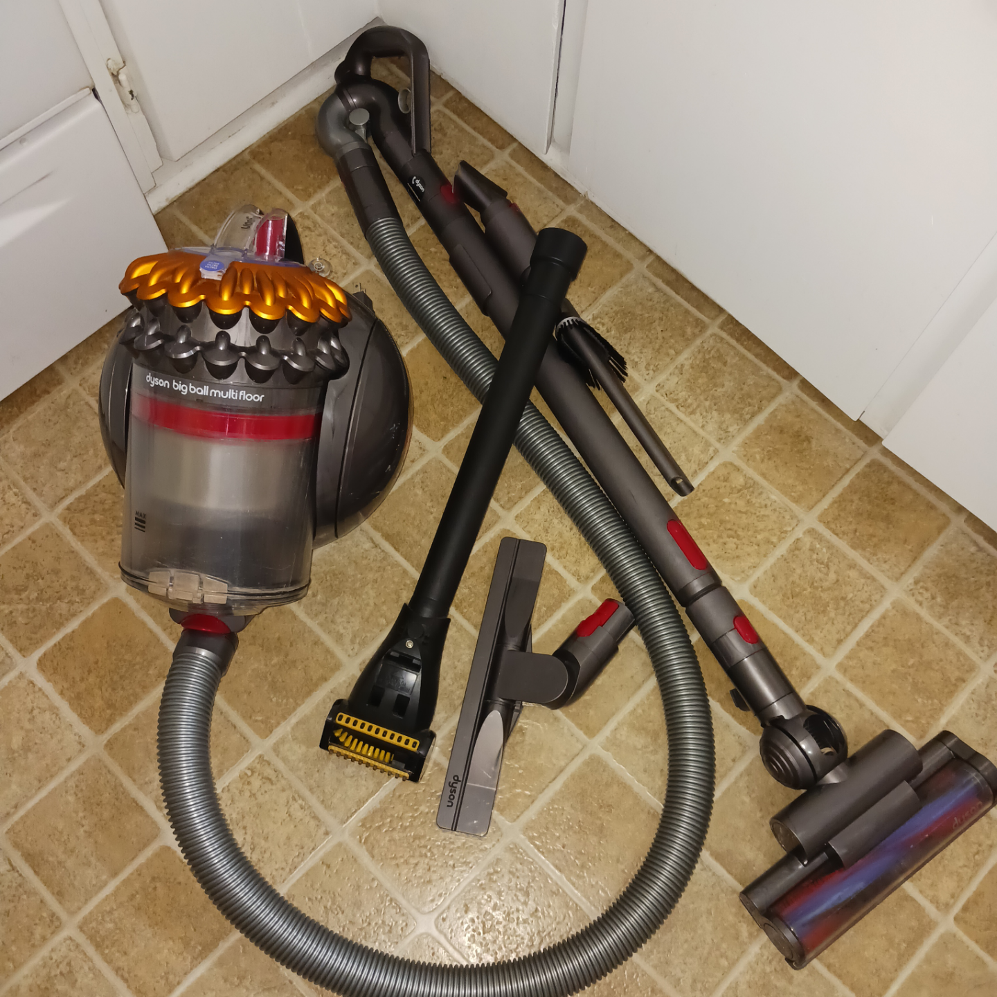 Dyson Big Ball Multi Floor Vacuum