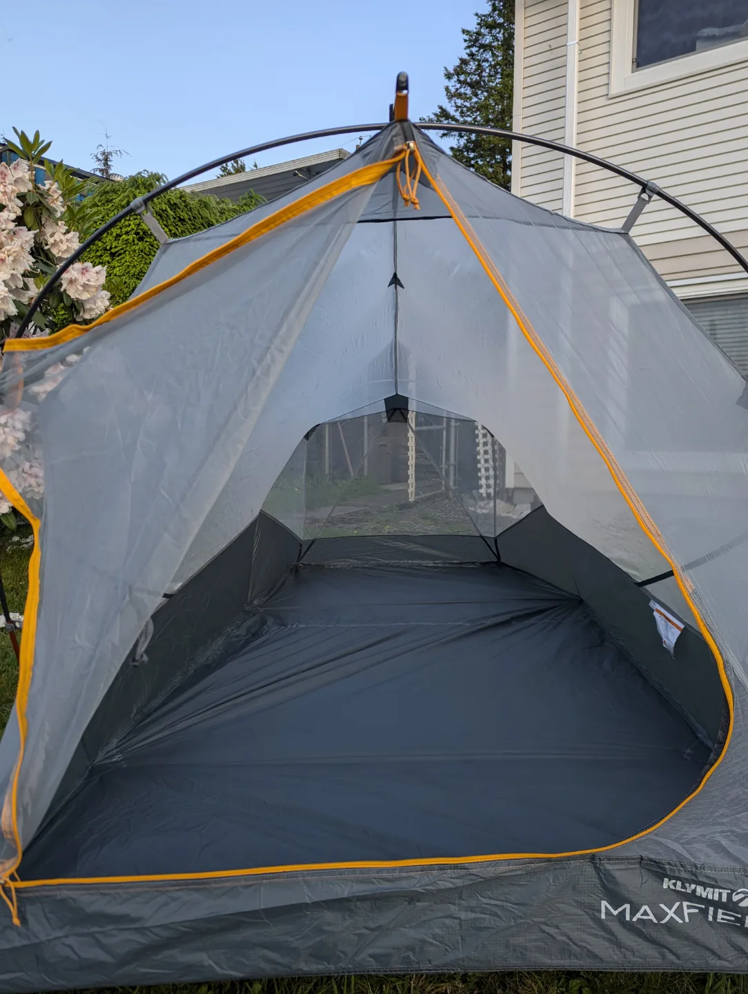 Backpacking tent. Lightweight and compact. brand new BNIB image indicator(6)