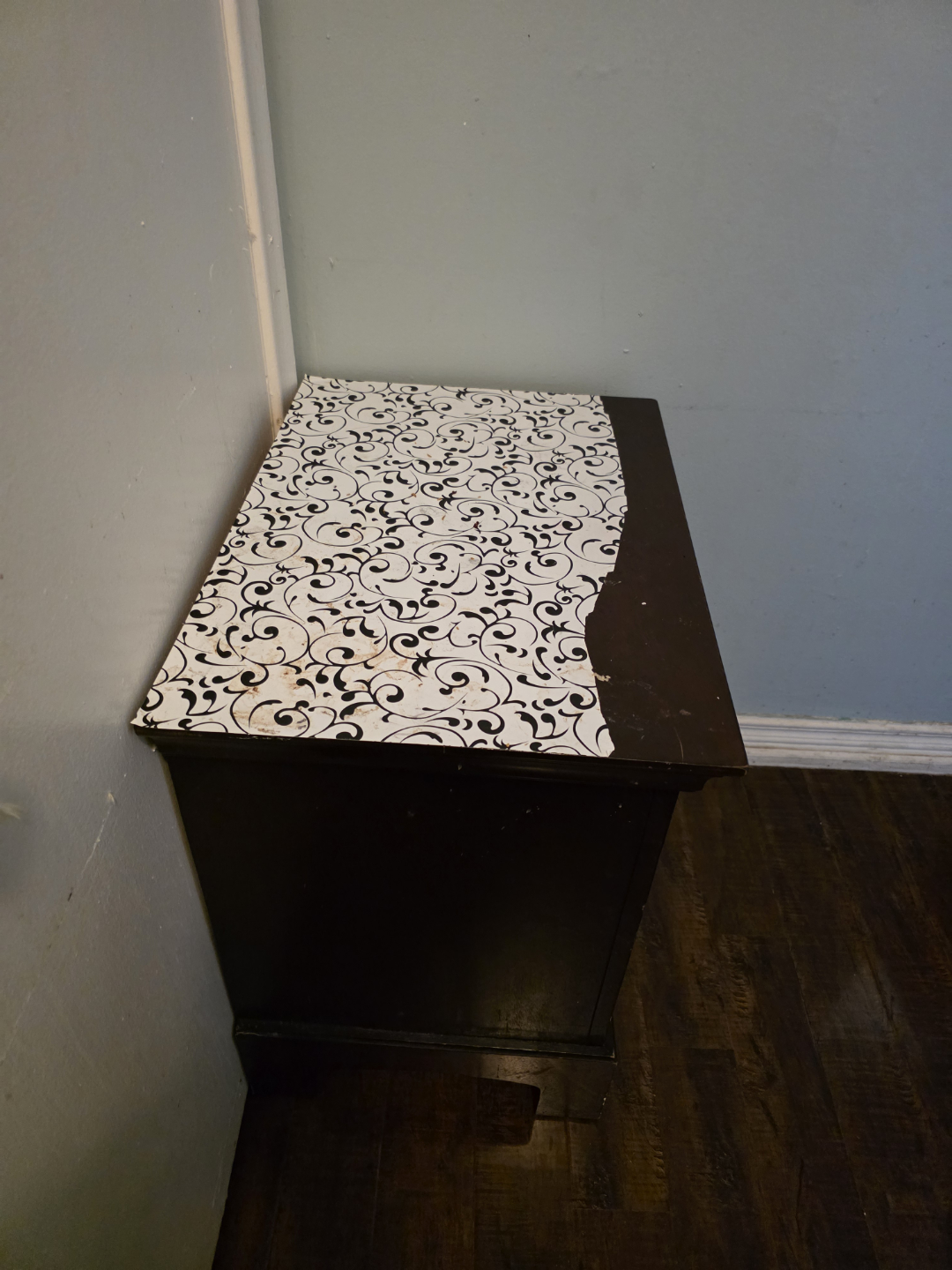 Vintage Two-Drawer Nightstand - photo 2