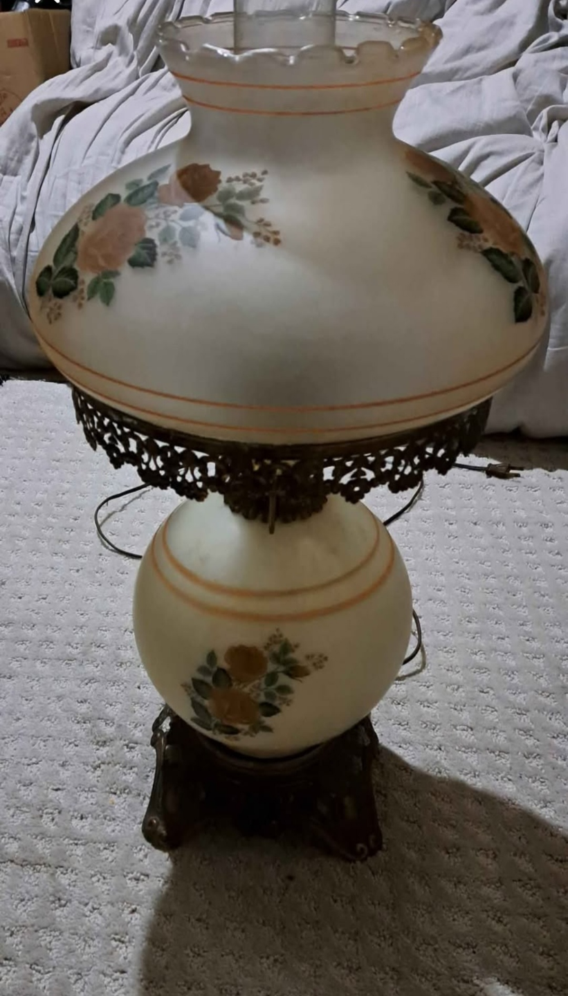 Large Floral Milk Glass Lamp, Mid Century Rose Glass - photo 3