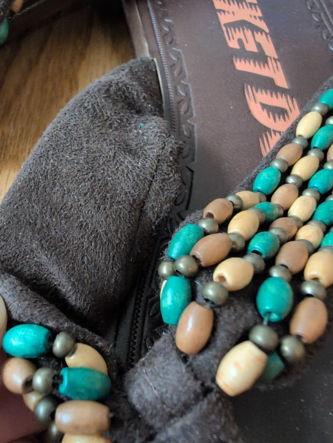 🏒  Women's Brown Beaded Sandals - size 8 image indicator(3)