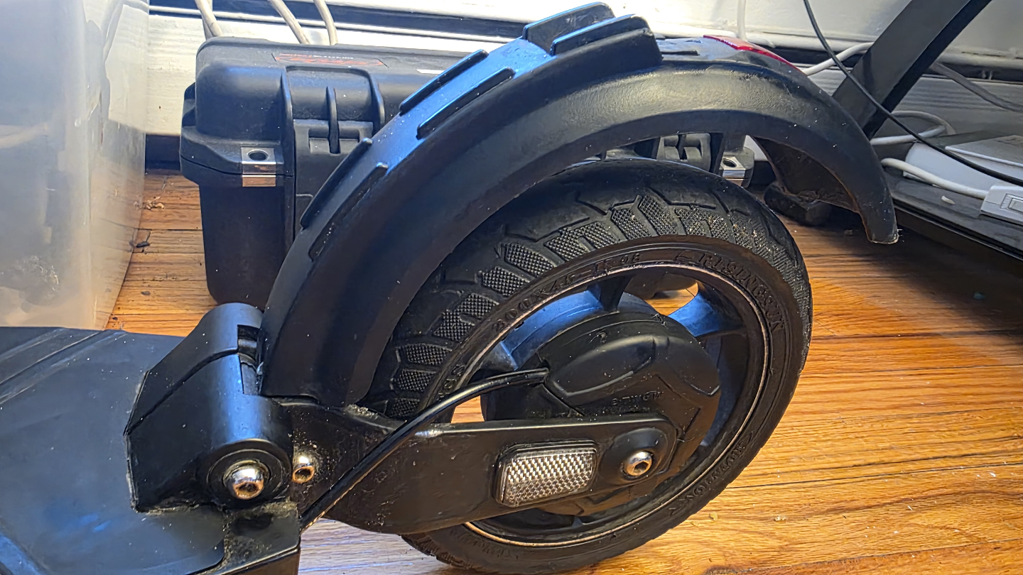 Fluid Electric Scooter