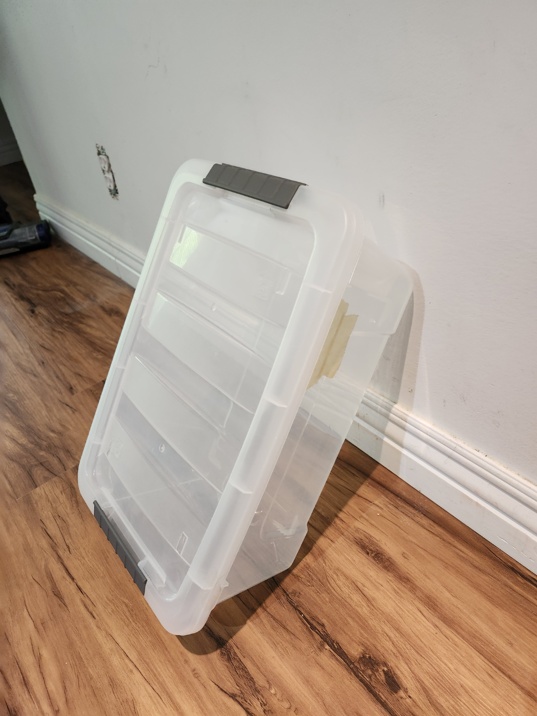 Set of 5 Clear Plastic Storage Bins with Lids - photo 3