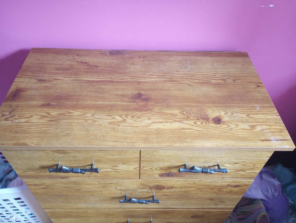 Four-Drawer Wooden Dresser in great condition - photo 2