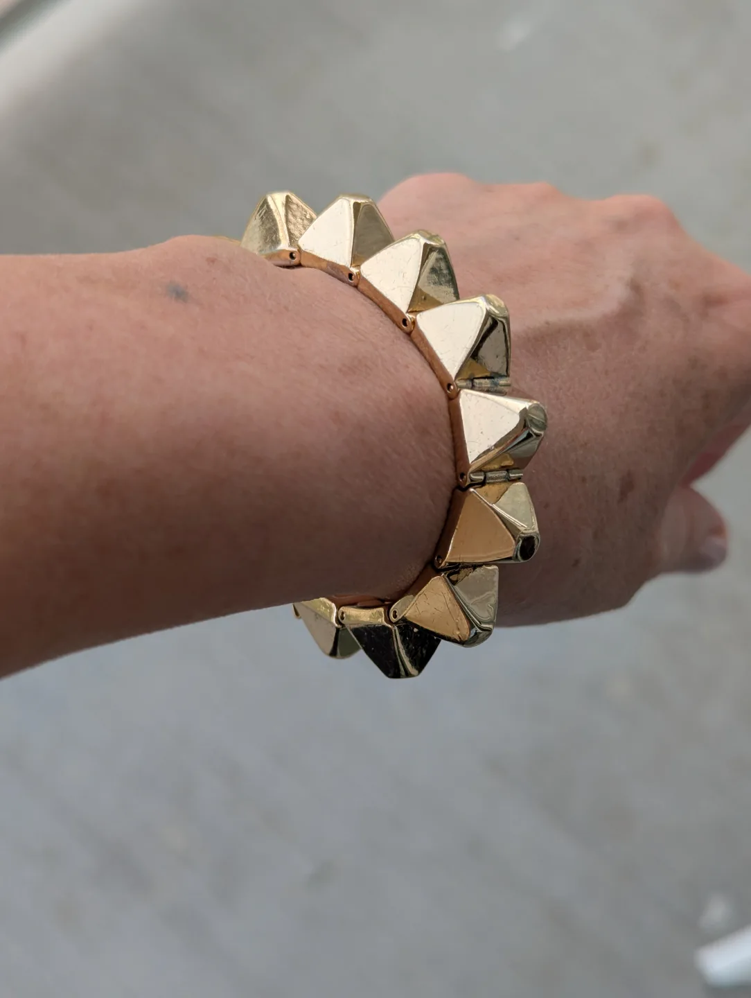Gold-toned Triangular Spike Bracelet BR thumbnail