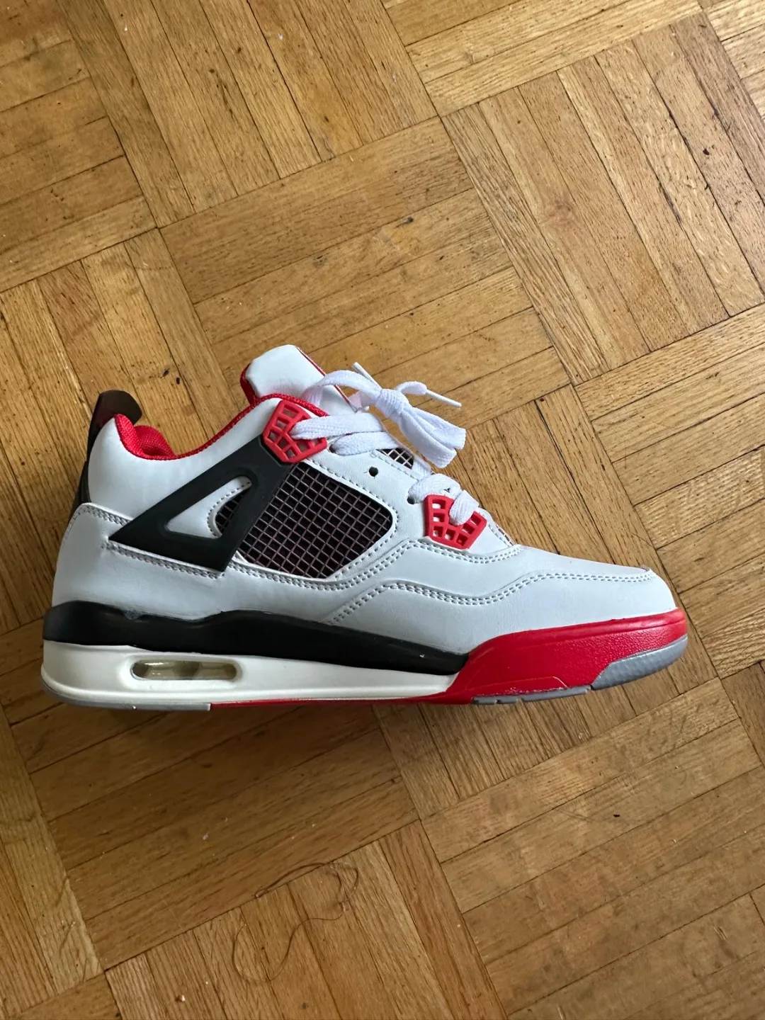 Air Jordan 4 Retro Sneakers  (copy) image indicator(3)