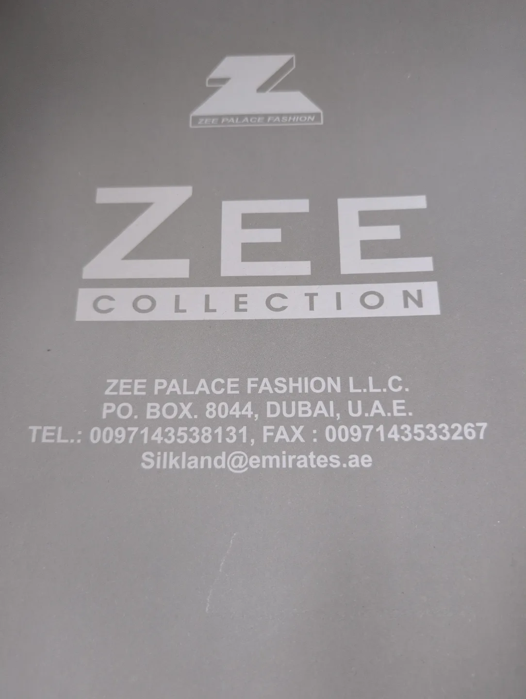 Gorgeous Off-White Beaded Saree with Jewellery Set image indicator(6)