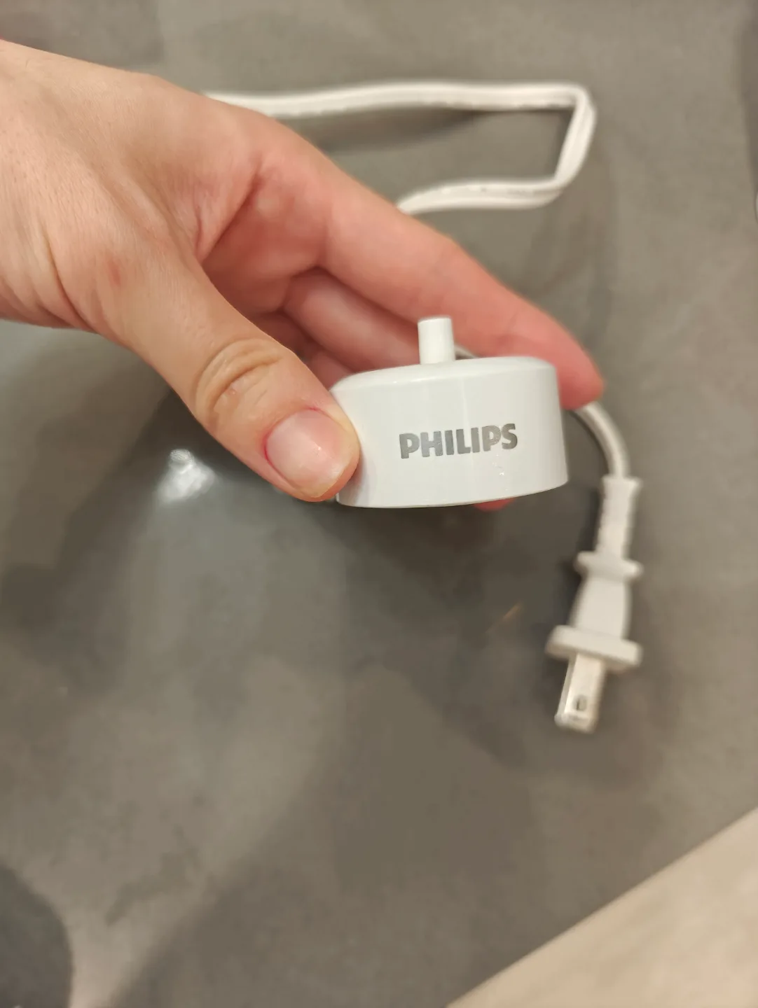 Philips Toothbrush Charger thumbnail