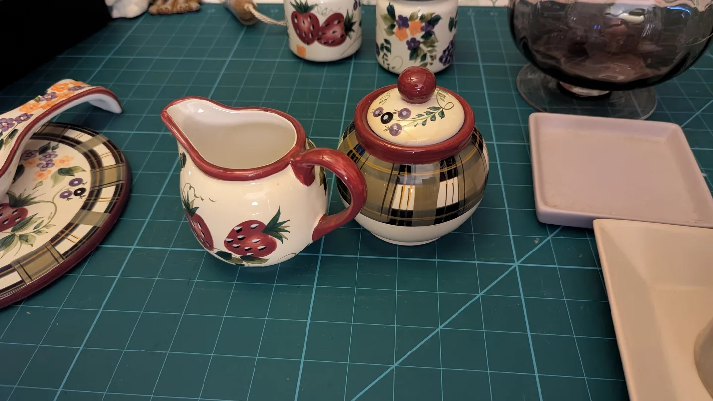 Strawberry and Plaid Creamer and Sugar Bowl Set thumbnail
