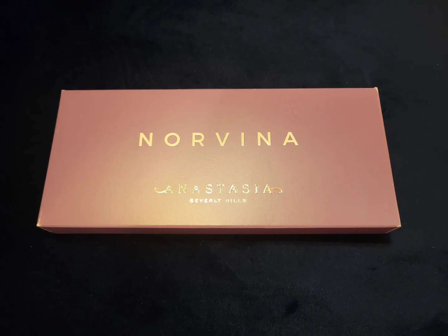 Anastasia Beverly Hills Norvina Eyeshadow Palette thumbnail