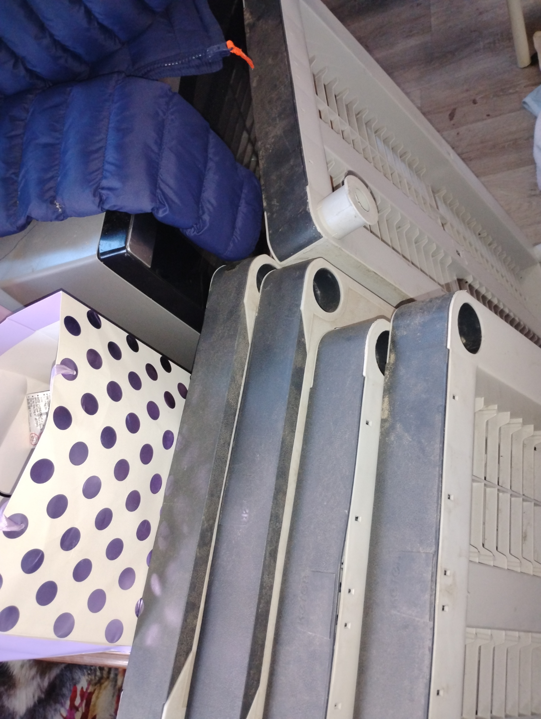 3-Tier Plastic Shelving Unit - photo 3