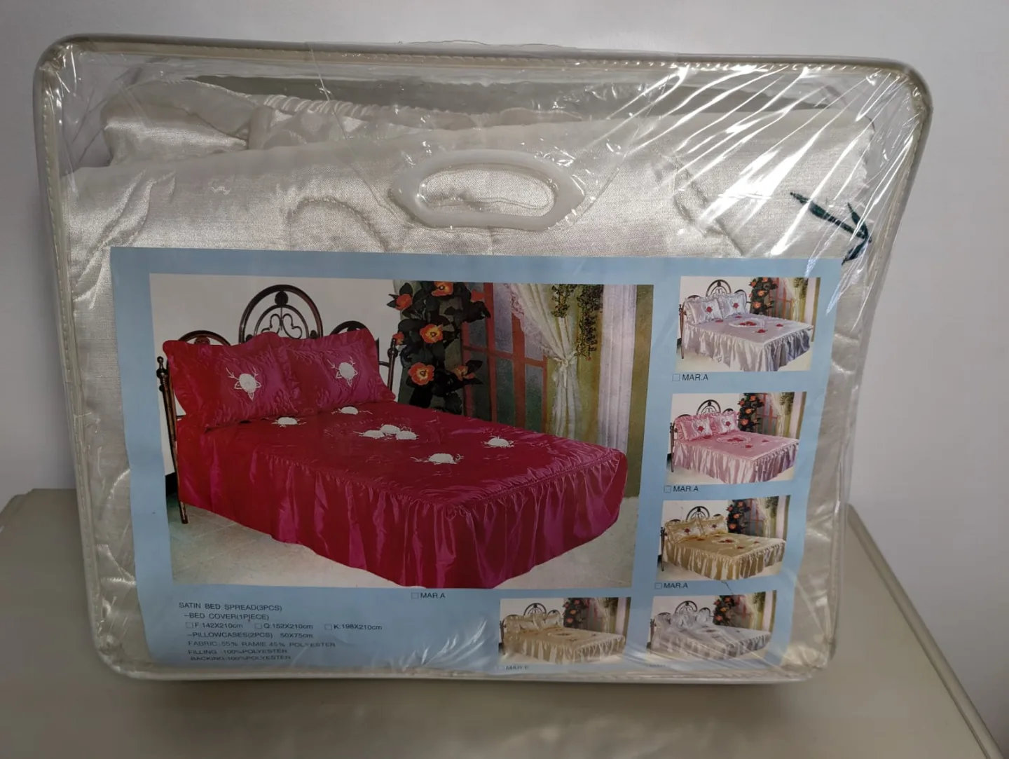 🧡Full-Size Satin Bedspread, New in Package image indicator(2)