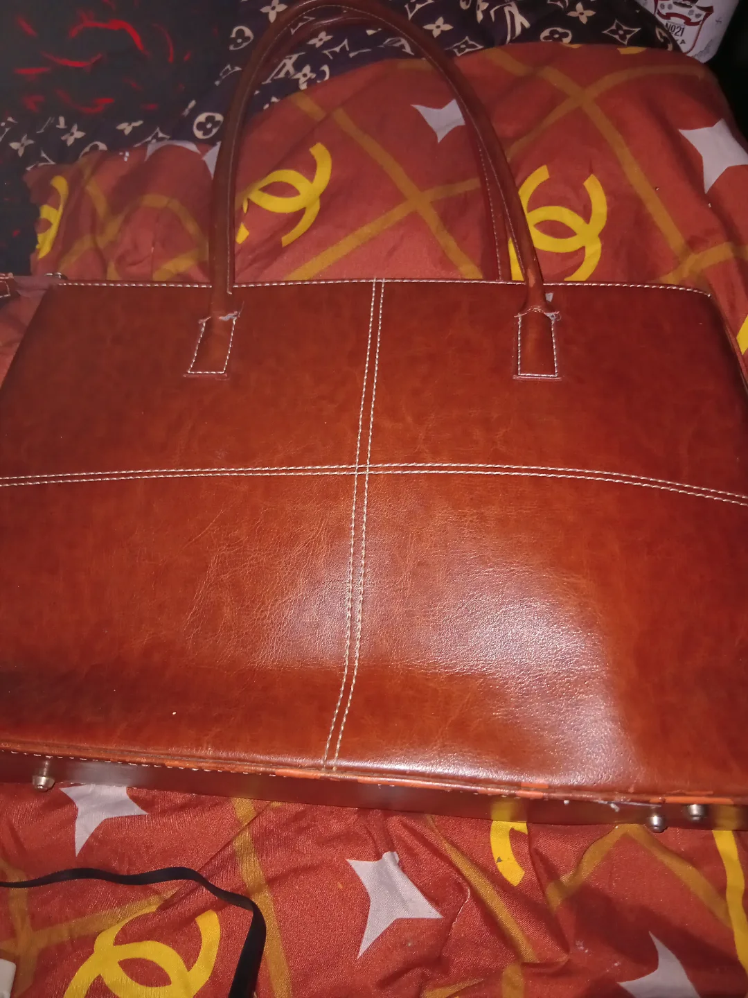 NOT Auhentic  Gucci Brown Leather Tote Bag image indicator(3)