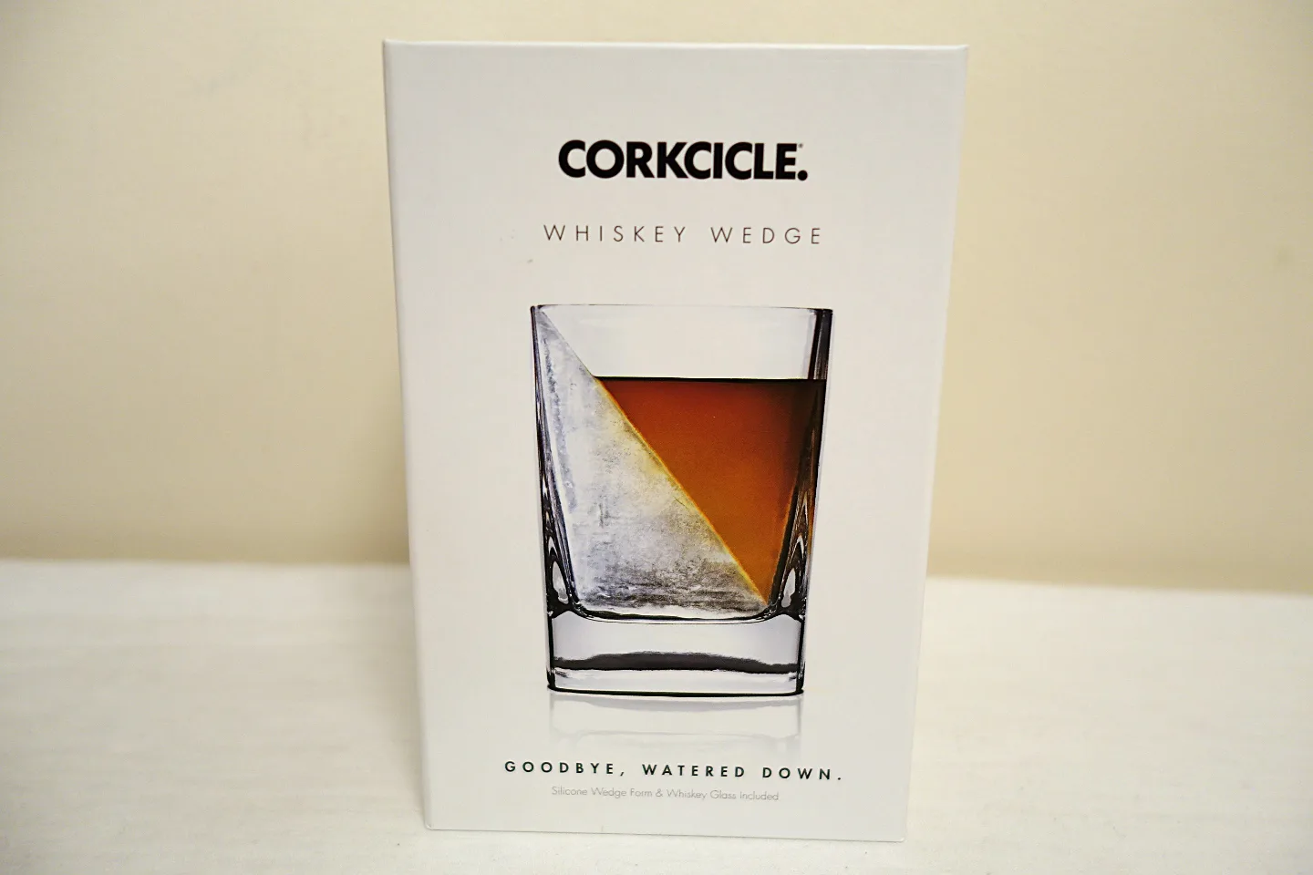 New Corkcicle Whisky Wedge Old Fashioned Glass & Ice Form Set thumbnail