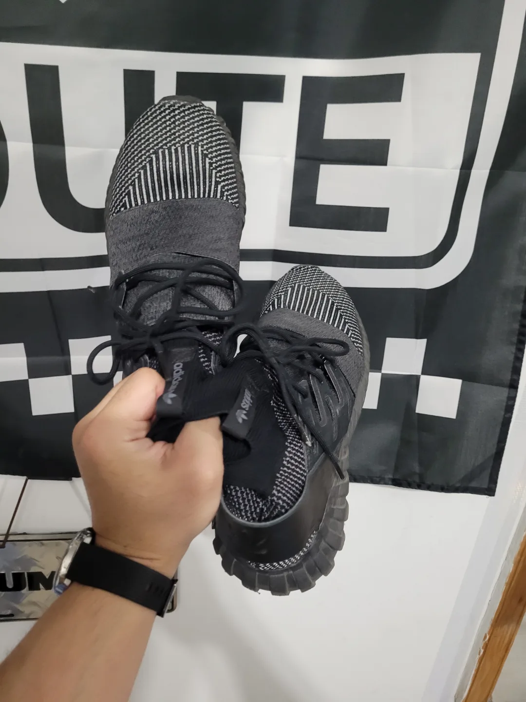 Adidas Tubular Doom image indicator(5)