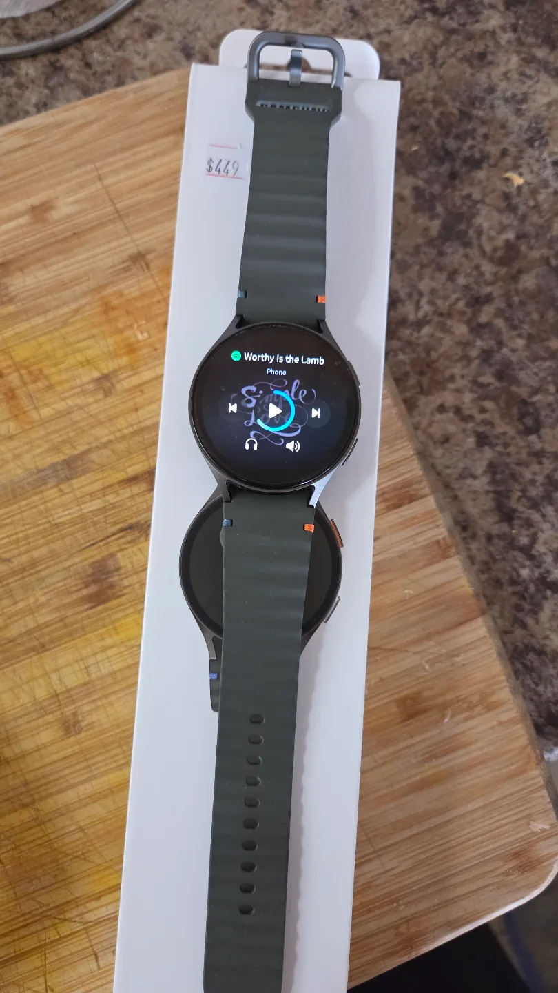 Samsung Galaxy Watch7 44mm LTE image indicator(3)