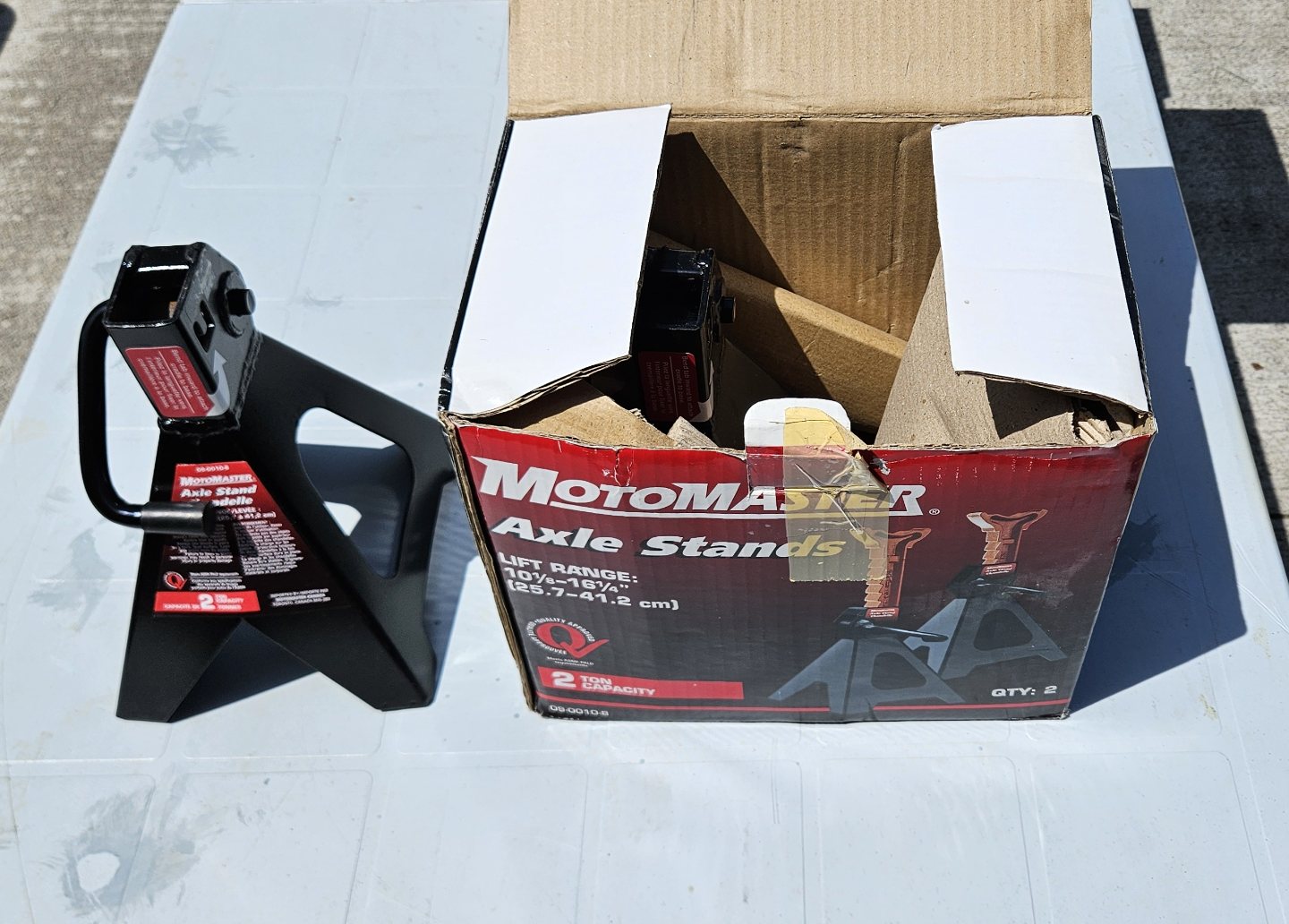 MotoMaster 2-Ton Axle Stands - New in Box - photo 2