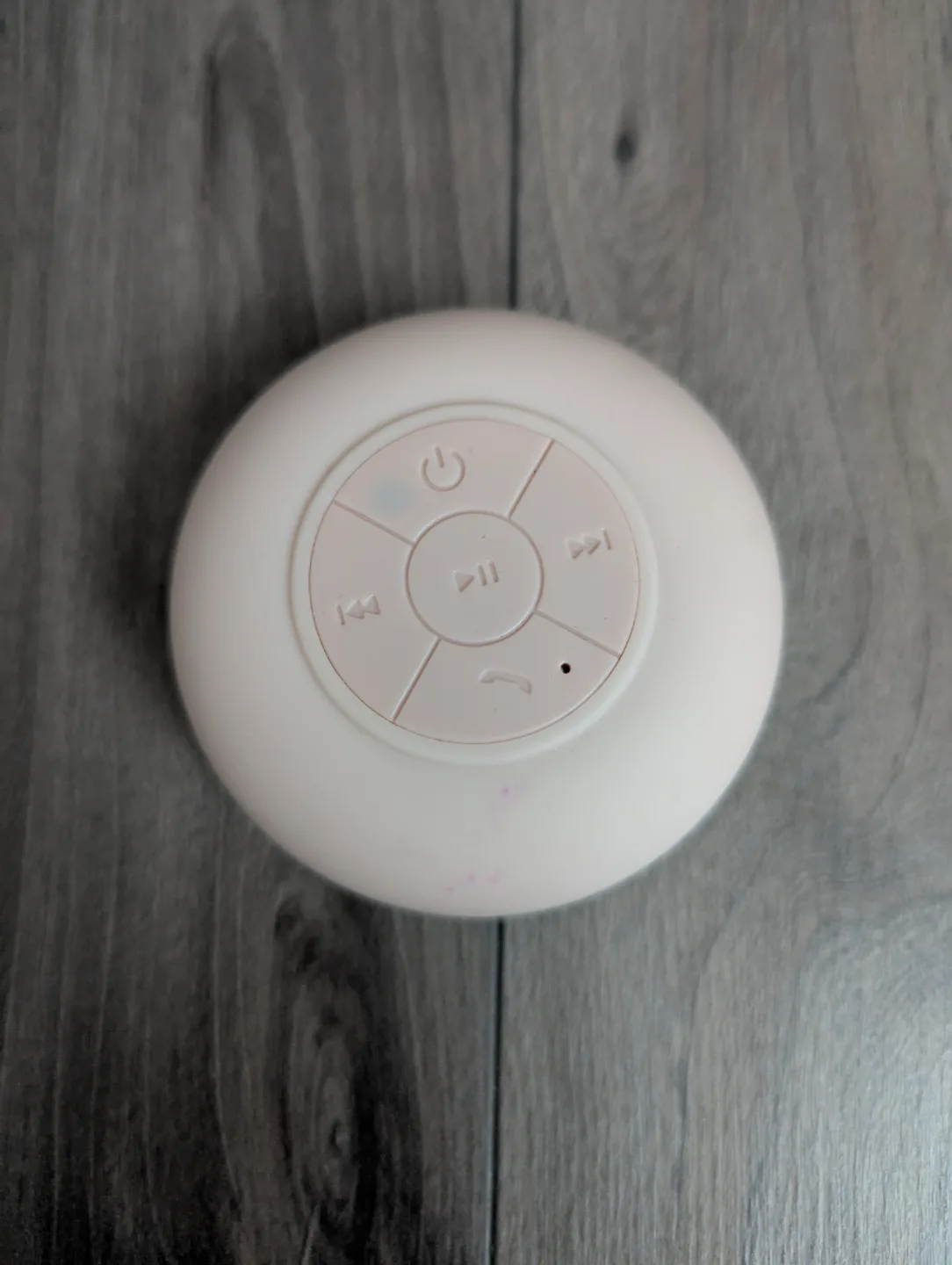 Wireless Bluetooth Speaker thumbnail