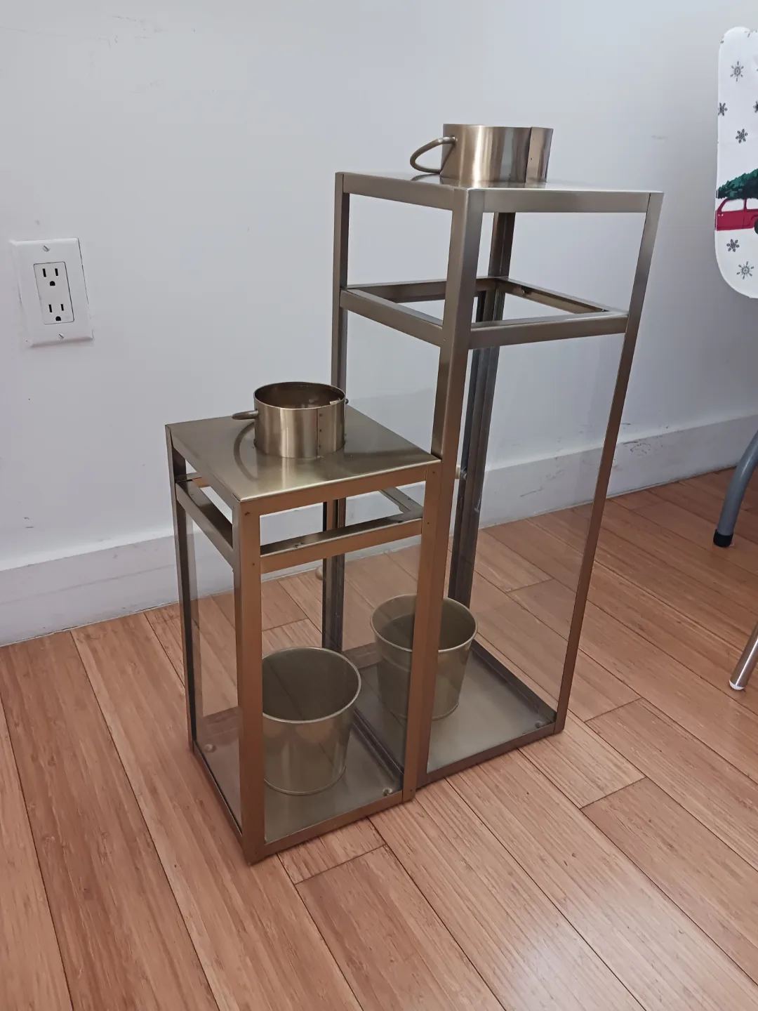 Elegant Gold Metal Lantern Set – Includes 2 Sizes + Glass Panels image indicator(5)