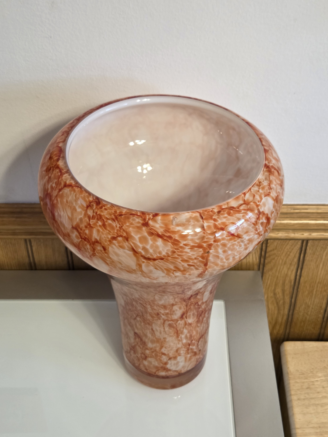 Orange and White Glass Vase - photo 2