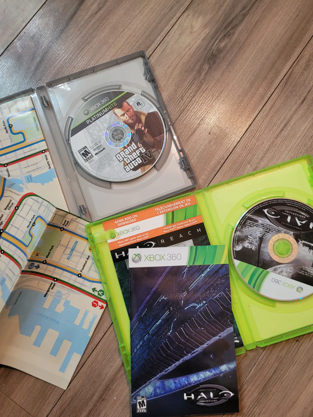 Xbox 360 Games: Grand Theft Auto IV & Halo Anniversary image indicator(2)