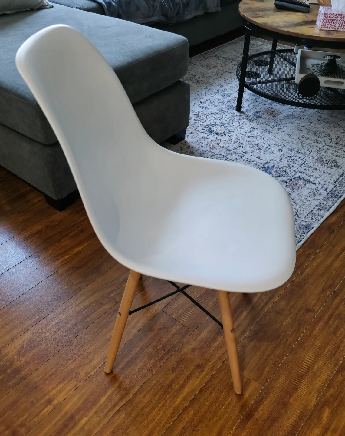 Chair Eiffel Style (white) like new!! thumbnail