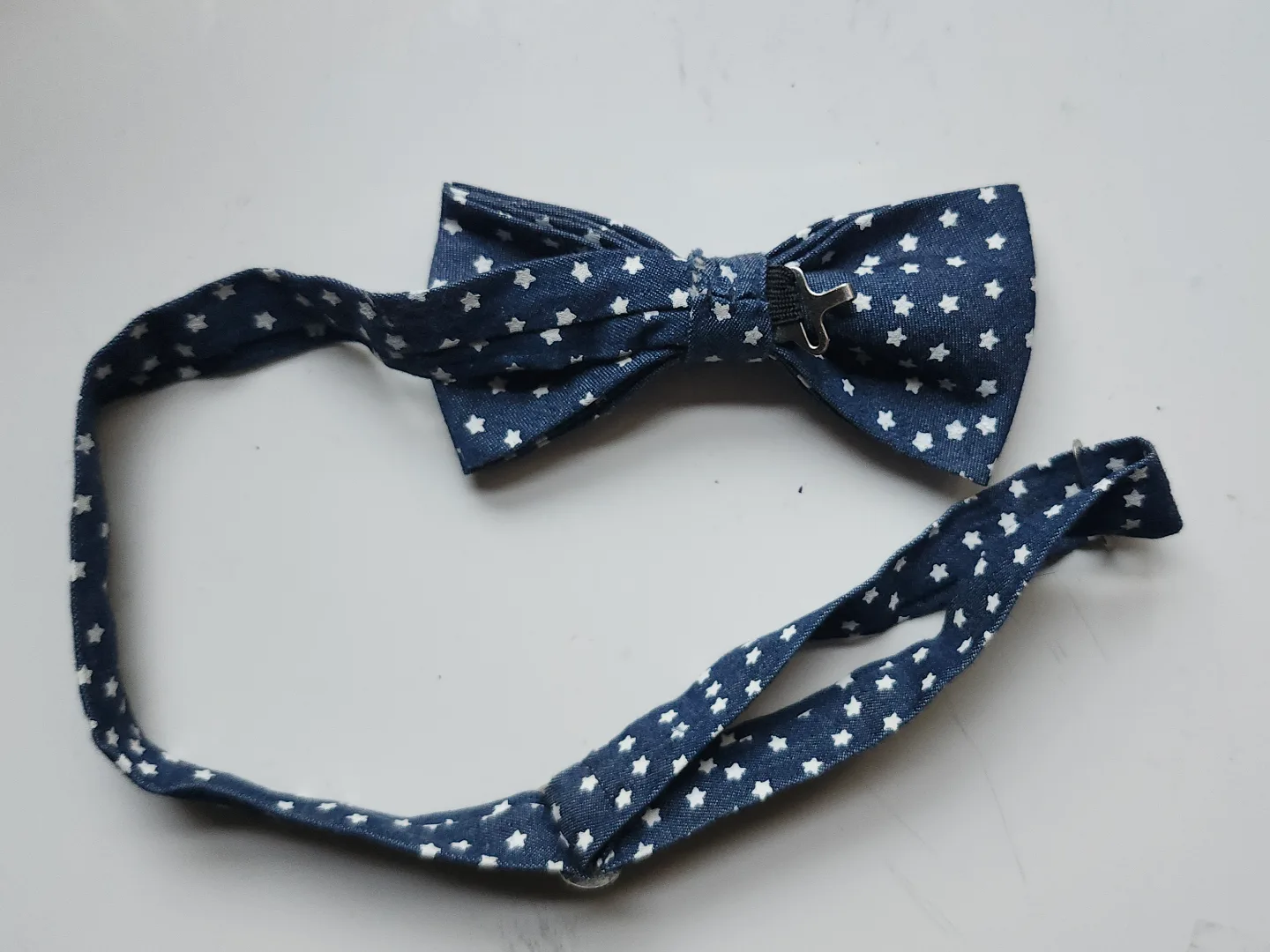 Star pattern bow tie image indicator(2)