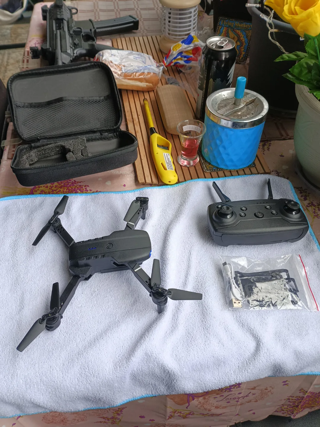 Foldable Drone with Remote Control and Accessories image indicator(5)